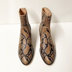 Chelsea and Violet Snake Print  Boots Size 8.5